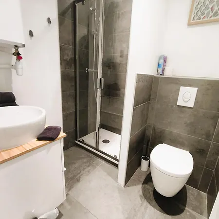 Apartmán Climatise Avec Parking, Hyper Centre *